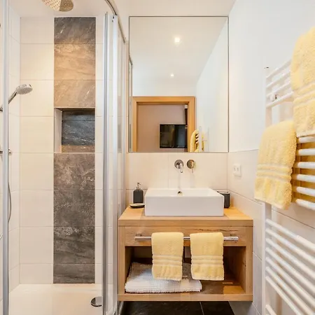 公寓 Haus Schoenblick 蒂罗尔-泽费尔德