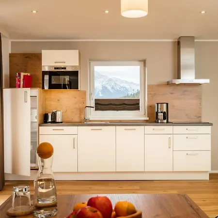 Daire Haus Schoenblick Seefeld in Tirol