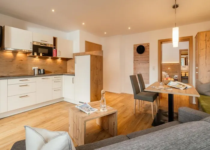 Haus Schoenblick Апартаменты Зеефельд в Тироле